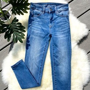 American Eagle Light Wash Jeans